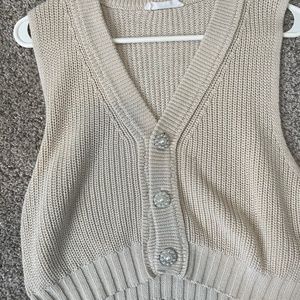 Womens knit vest, vintage buttons
